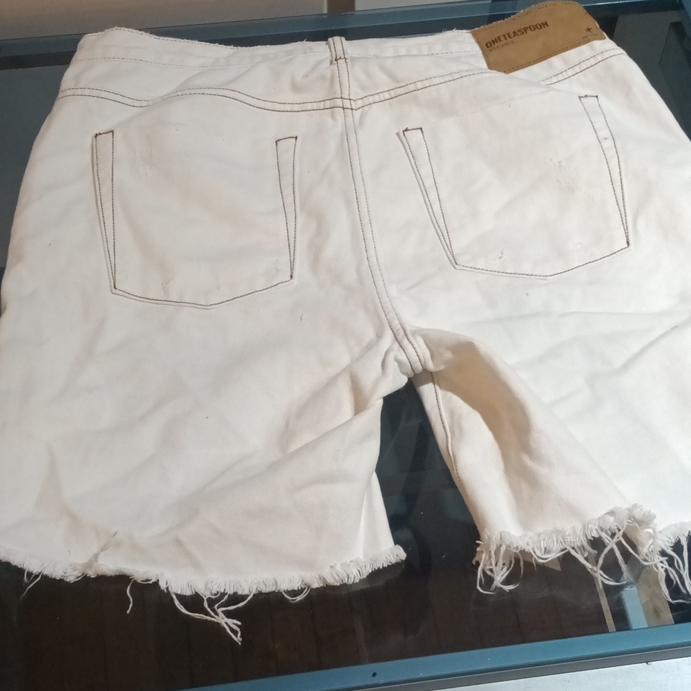 OneTeaspoon Shorts - Picture 3 of 3